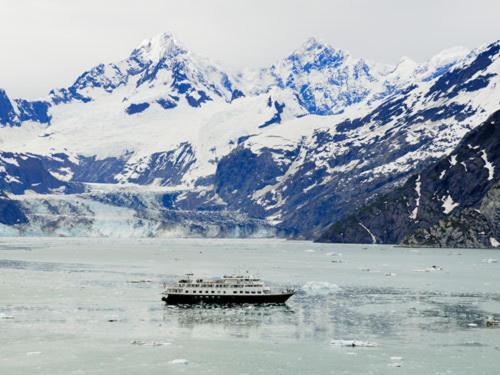 Glacier Bay Lodge Gustavus Exterior photo
