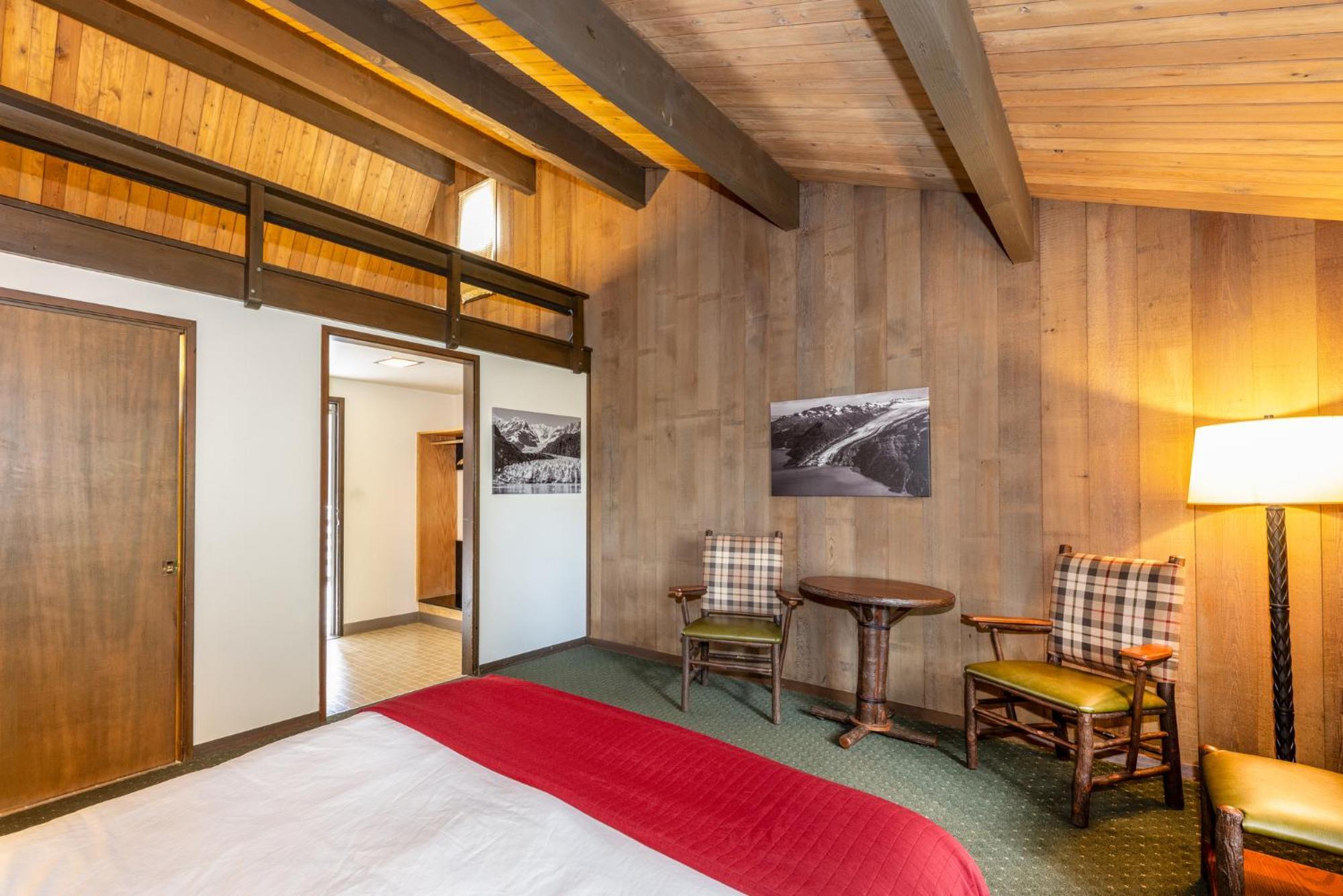 Glacier Bay Lodge Gustavus Exterior photo